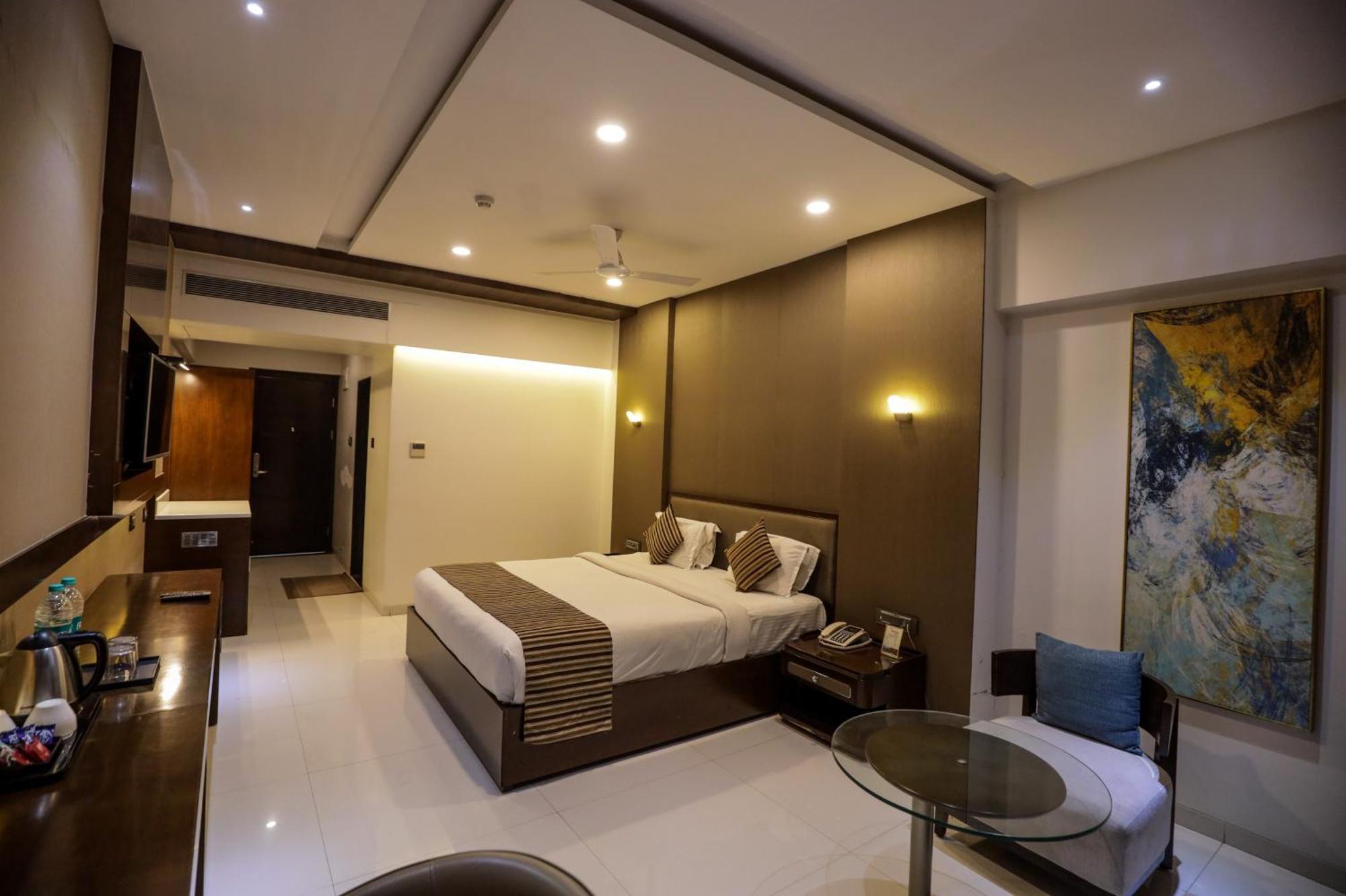 Hotel Atithi, Aurangabad Dış mekan fotoğraf
